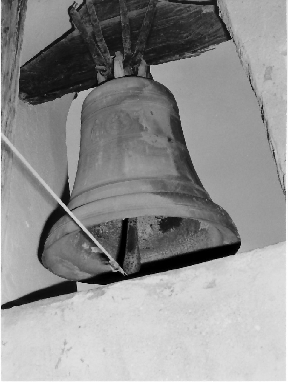 campana, opera isolata di Scalamandrè Raffaele di Monteleone (sec. XVII)