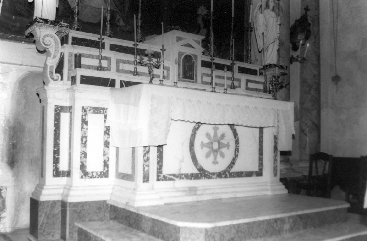 Agnus Dei tra angeli (sportello di tabernacolo, opera isolata) - bottega Italia meridionale (sec. XIX)