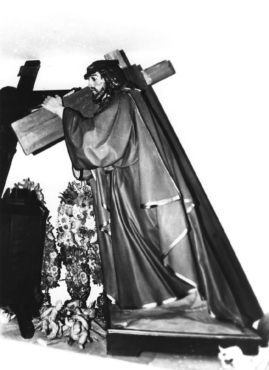 Cristo portacroce (statua, opera isolata) - bottega Italia meridionale (inizio sec. XIX)