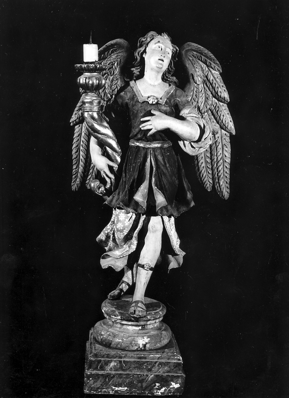 angelo reggicandelabro (candelabro - a statua) - bottega calabrese (fine/inizio secc. XVIII/ XIX)