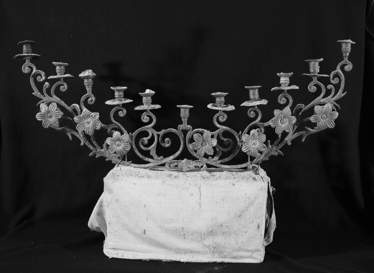 candeliere, opera isolata - bottega calabrese (sec. XIX)