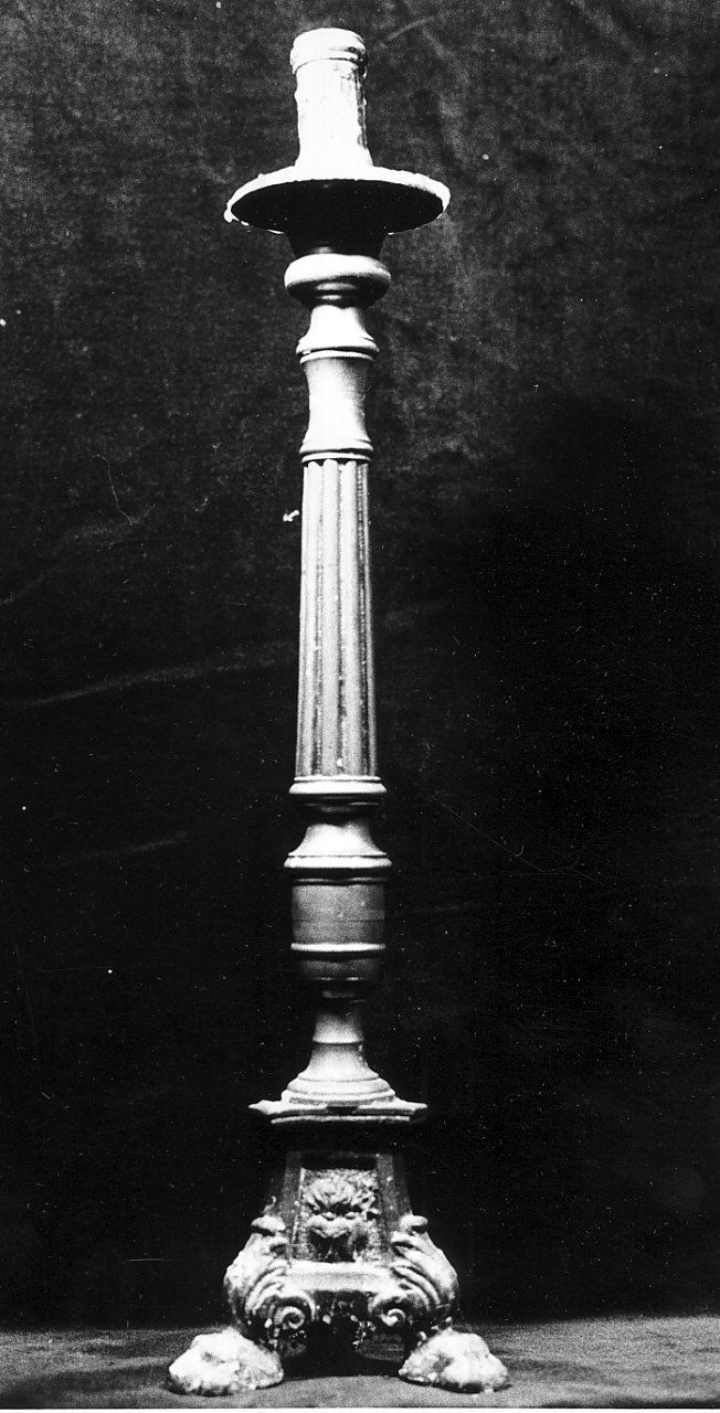 candelabro, opera isolata - bottega Italia meridionale (seconda metà sec. XVIII)