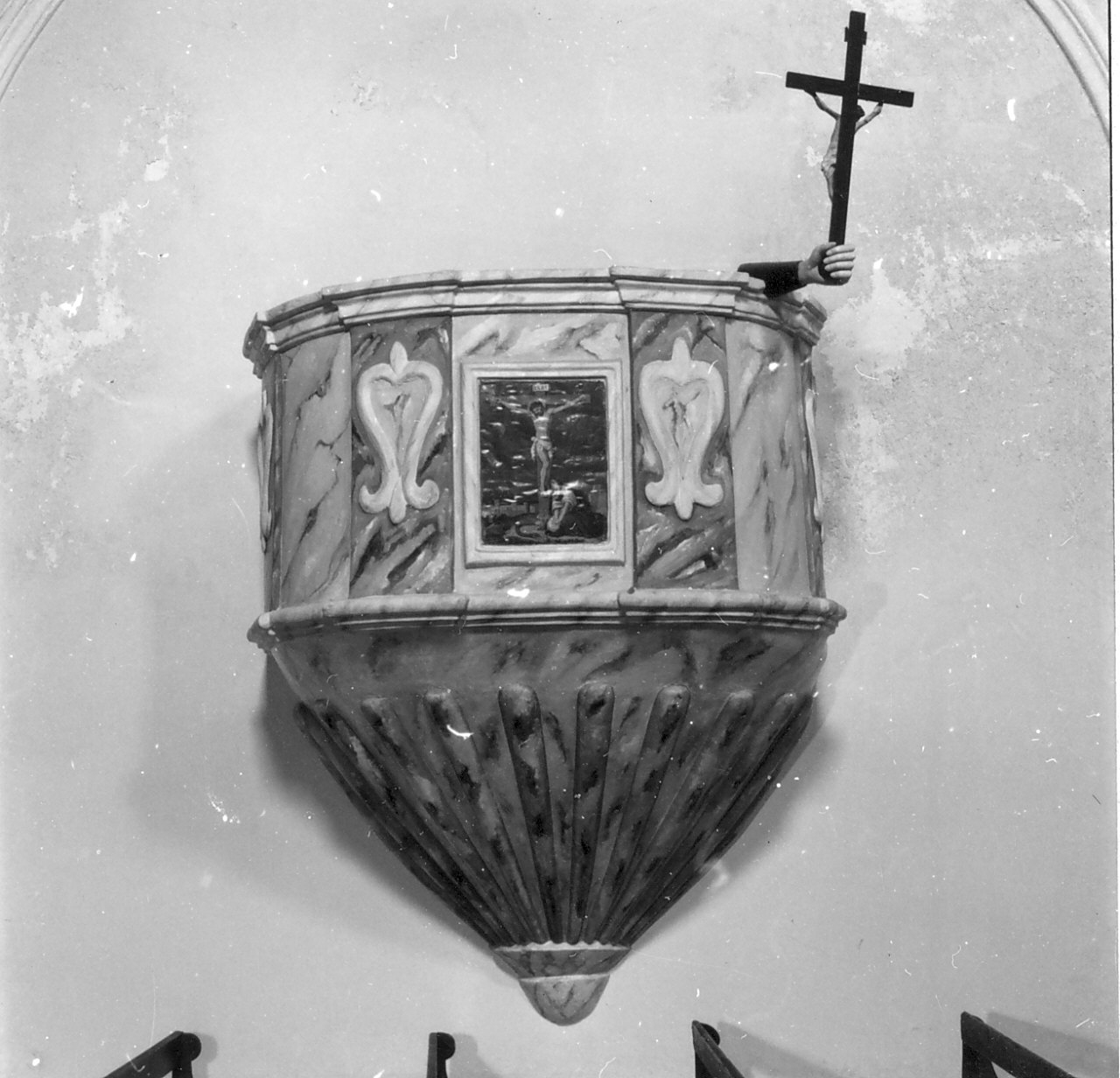 Santa Maria Maddalena ai piedi di Cristo crocifisso (pulpito) - bottega calabrese (sec. XIX)