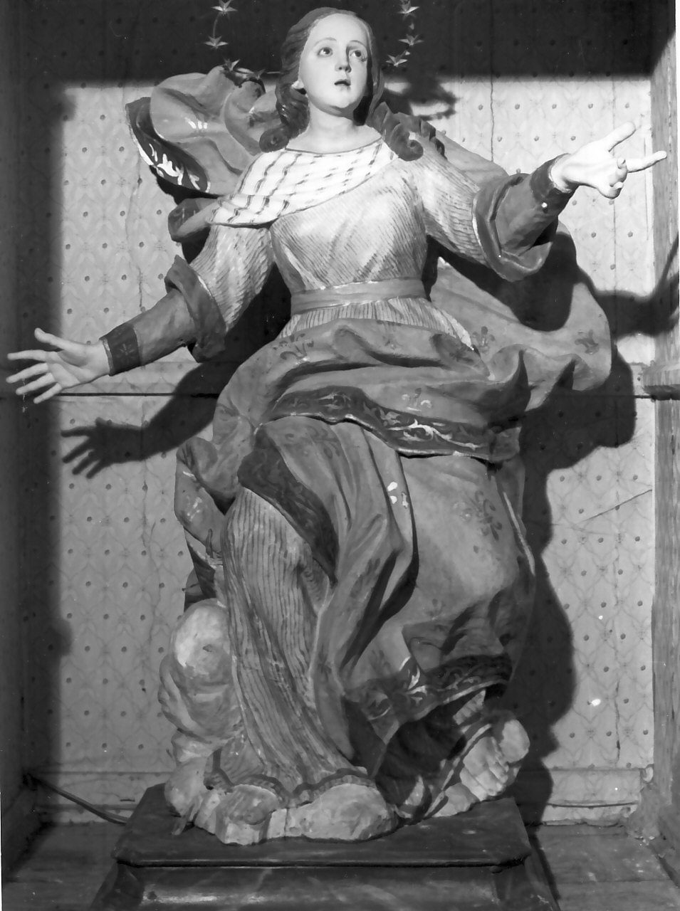 Madonna Assunta (statua, opera isolata) - bottega Italia meridionale (sec. XVIII)