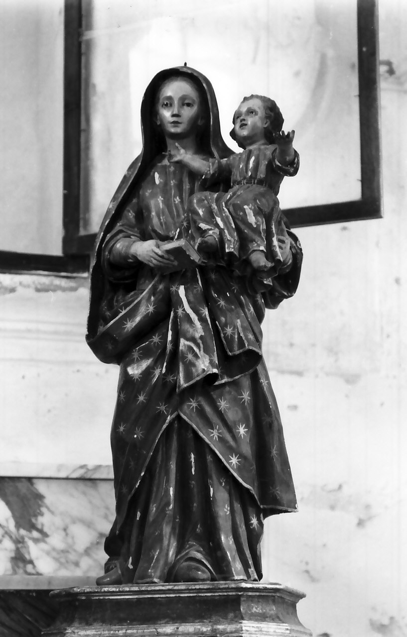 Madonna della Grazia, Madonna con Bambino (statua) - bottega Italia meridionale (sec. XIX)