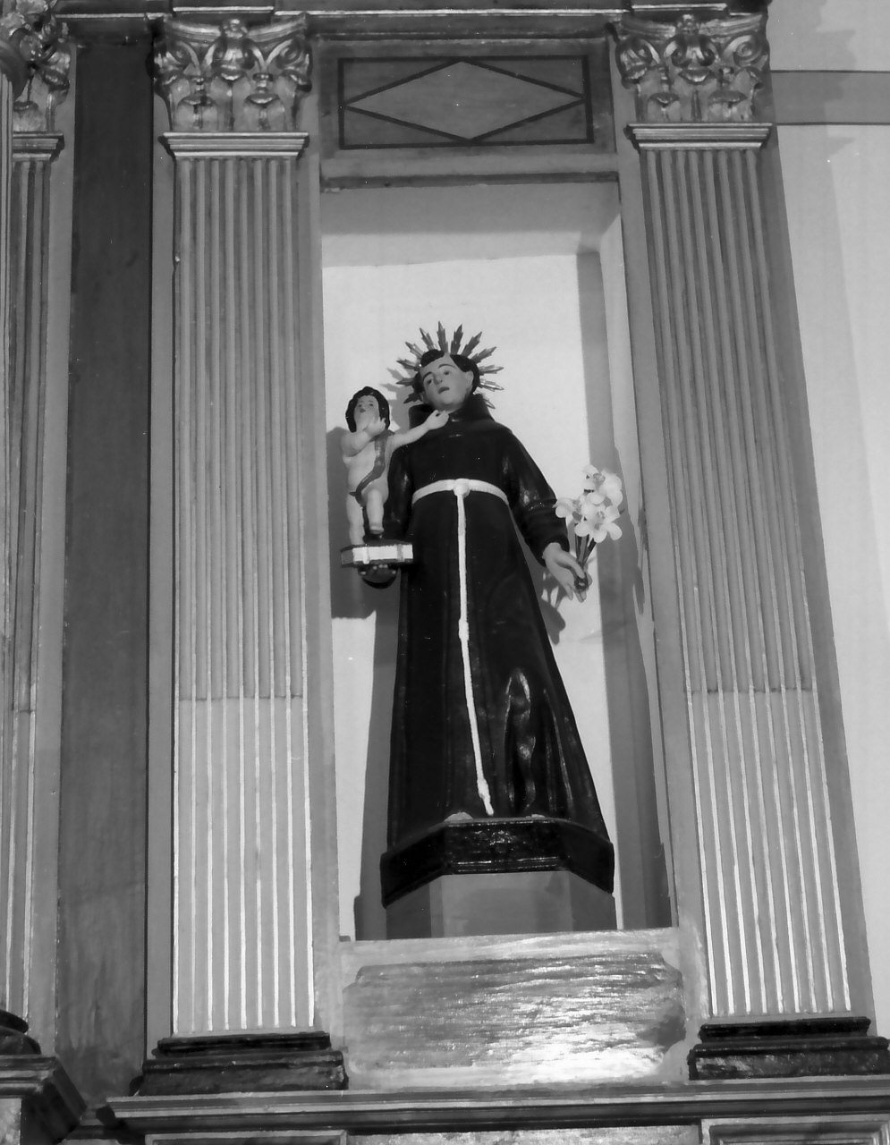 Sant'Antonio da Padova con il bambino (statua, opera isolata) - bottega Italia meridionale (prima metà sec. XIX)
