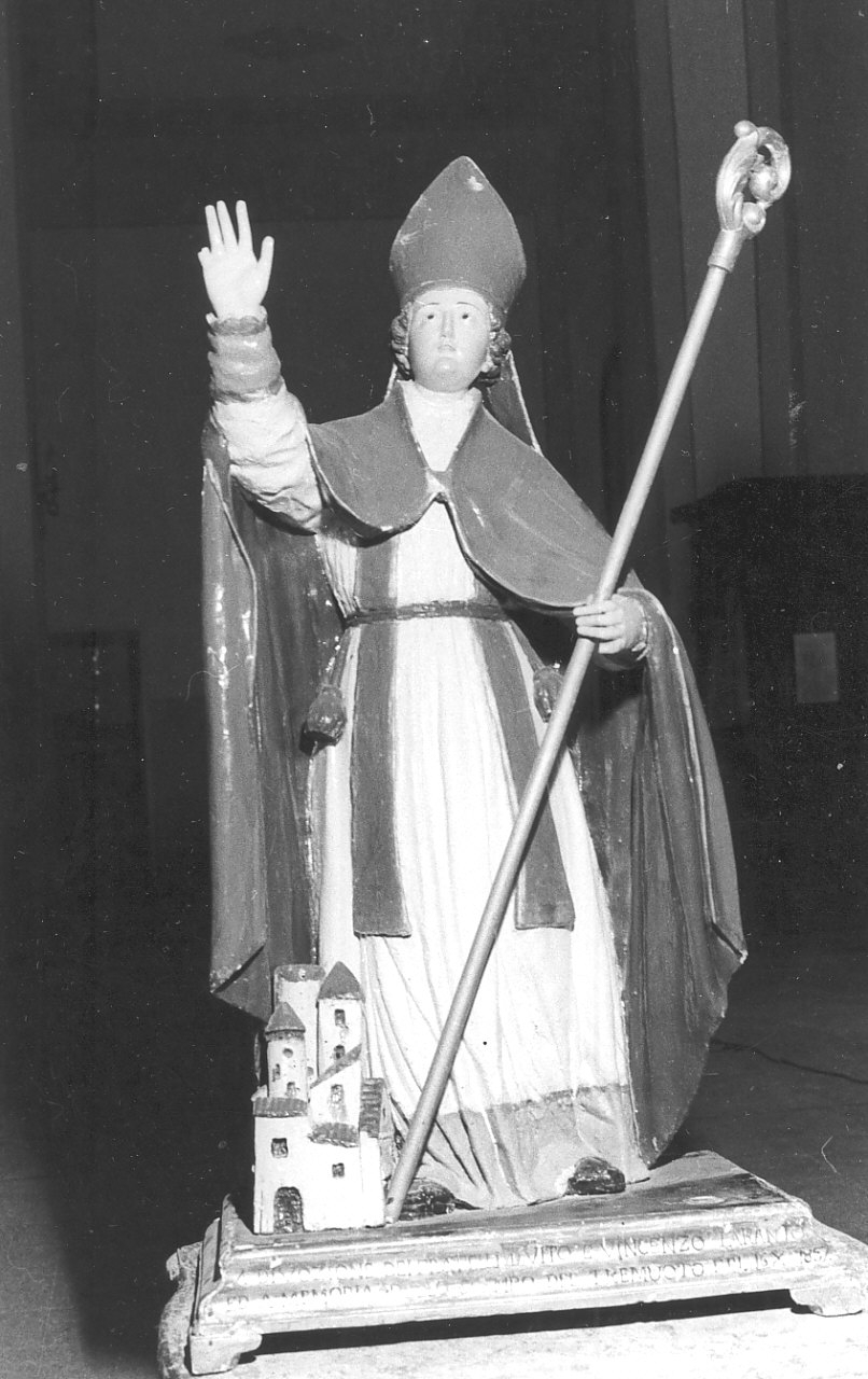 San Emidio, Santo vescovo (statua) - bottega Italia meridionale (sec. XIX)