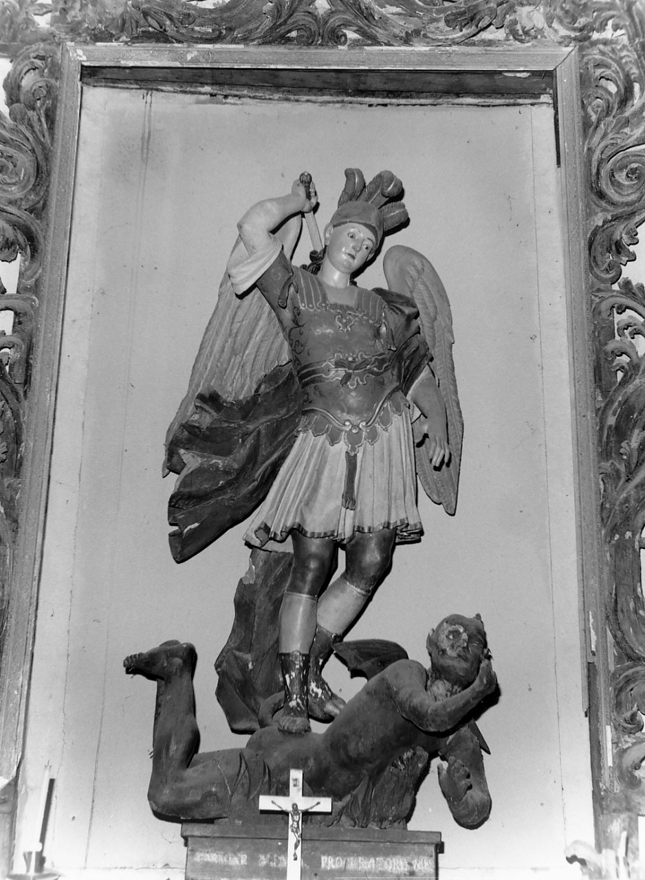 San Michele Arcangelo (statua, opera isolata) - bottega Italia meridionale (sec. XIX)