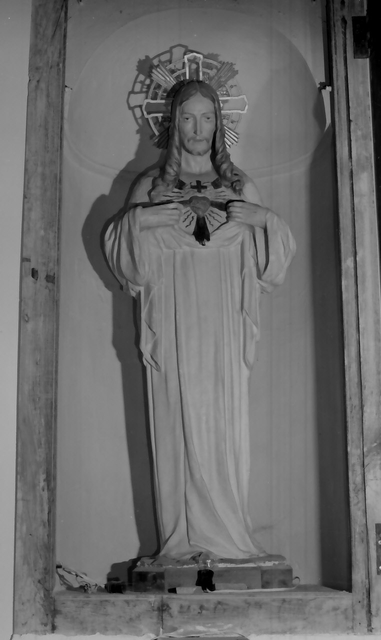 Sacro Cuore di Gesù (statua, opera isolata) di Barberis (primo quarto sec. XX)