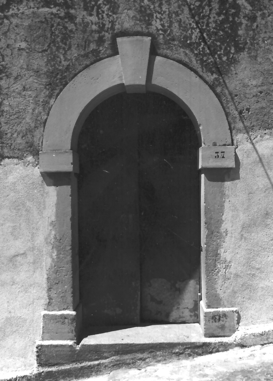 portale - bottega calabrese (fine sec. XIX)