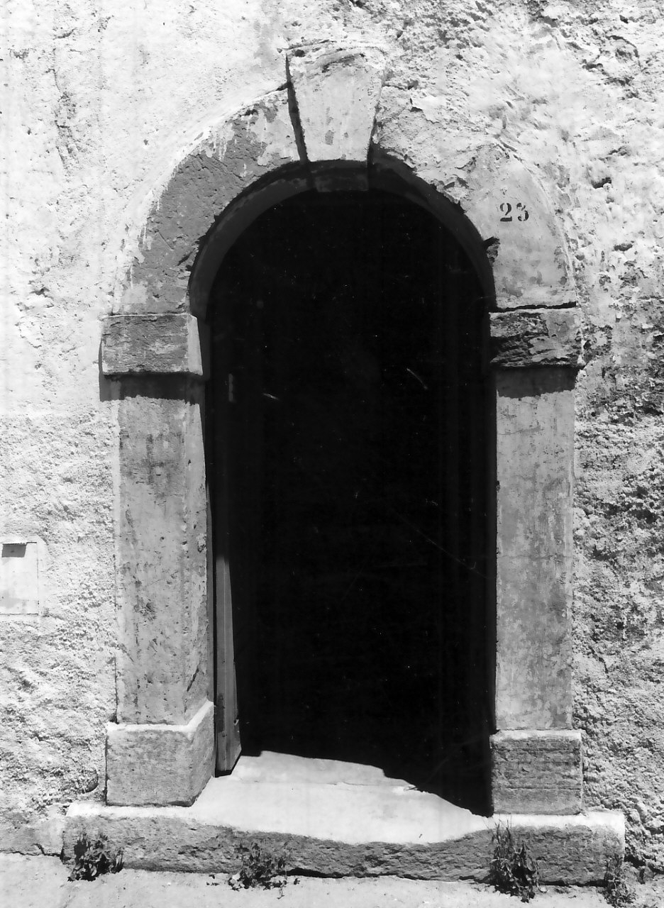 portale - bottega calabrese (fine sec. XIX)
