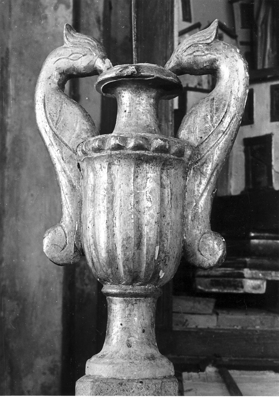 vaso d'altare, serie - bottega calabrese (sec. XVIII)