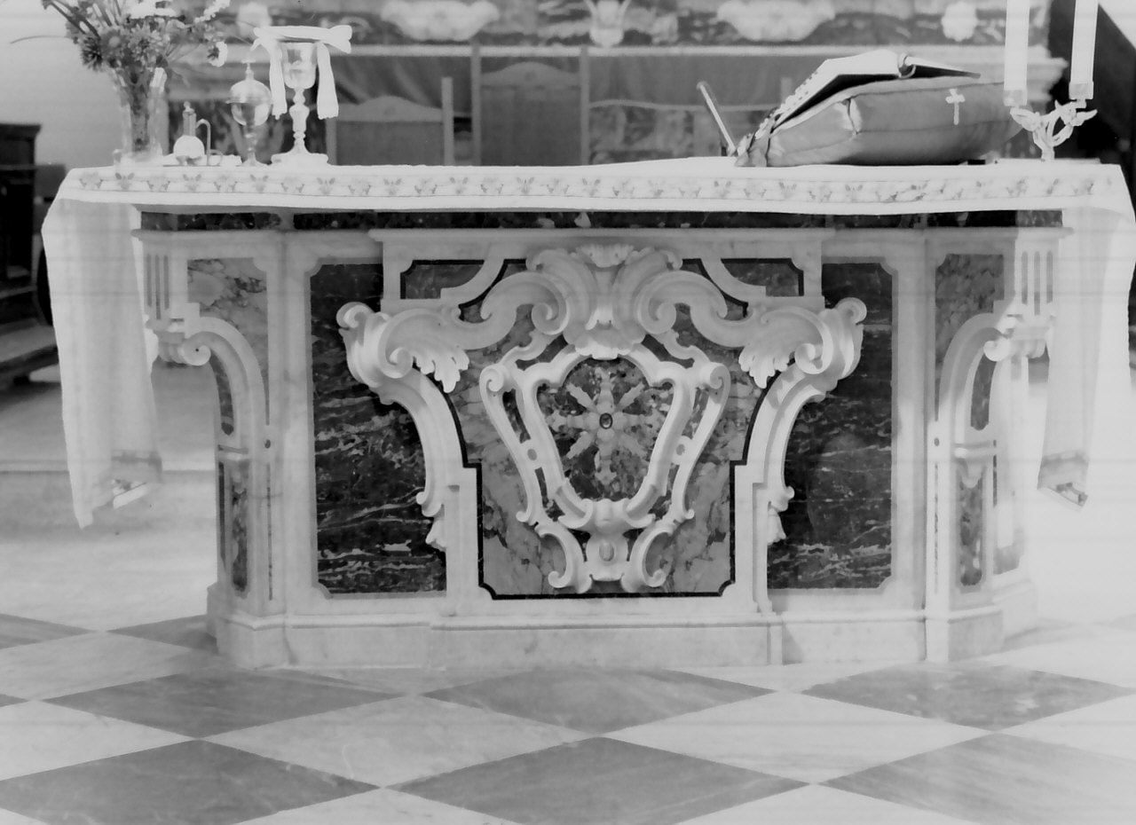 mensa d'altare, opera isolata - bottega calabrese (metà sec. XVIII)
