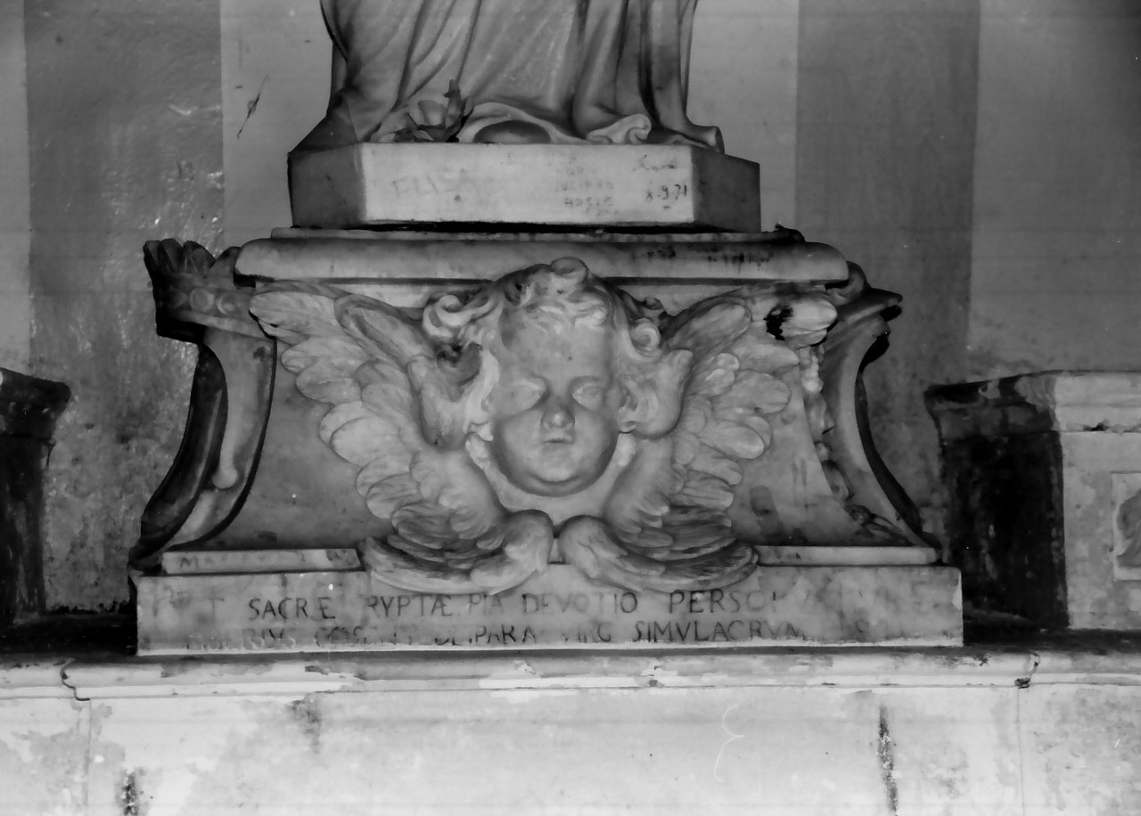 piedistallo di statua, opera isolata - bottega calabrese (seconda metà sec. XVIII)