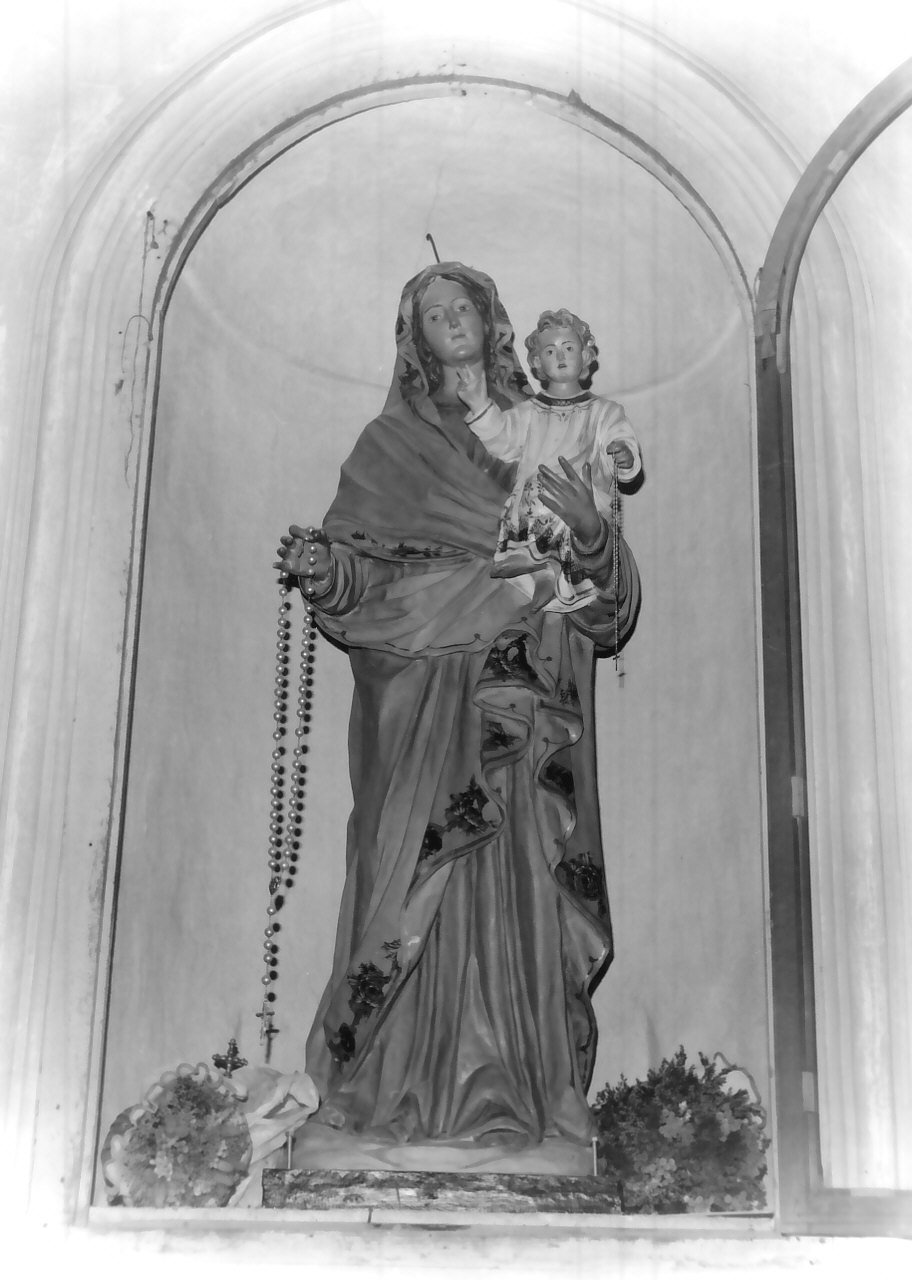 Madonna del Rosario, Madonna con Bambino (statua) - bottega Italia meridionale (fine sec. XIX)