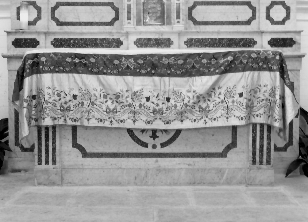 tovaglia d'altare, opera isolata - manifattura calabrese (inizio sec. XIX)
