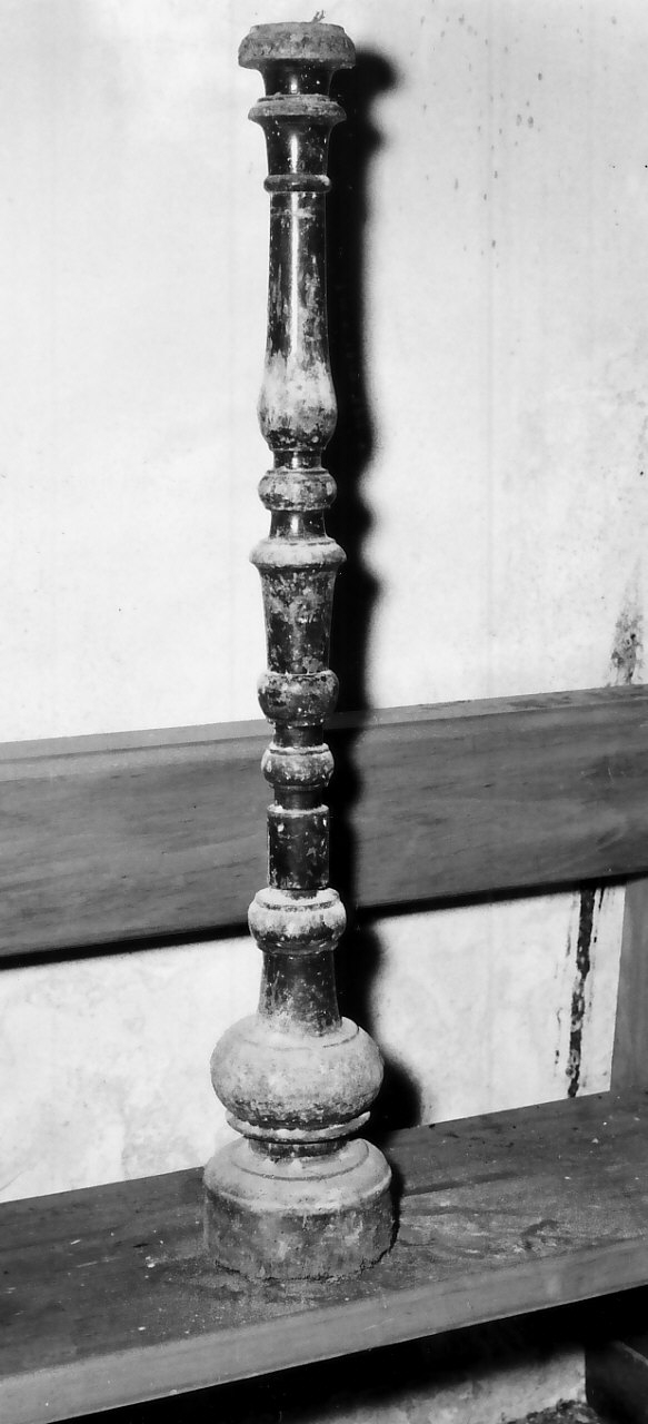 candeliere d'altare, serie - bottega calabrese (sec. XIX)