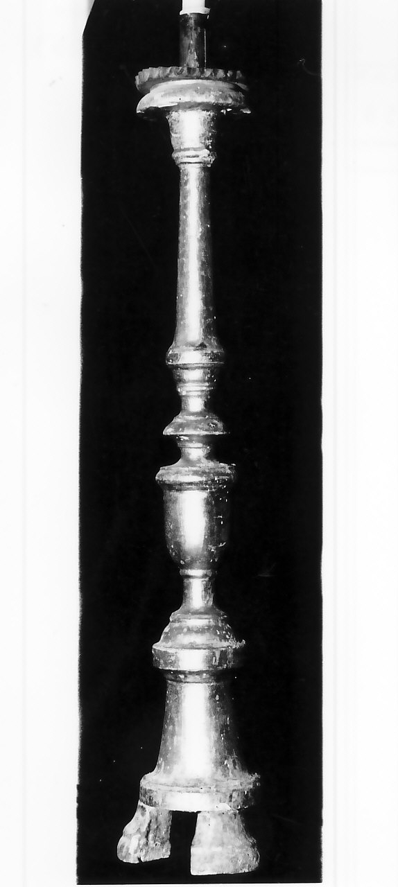 candeliere d'altare, serie - bottega Italia meridionale (sec. XIX)