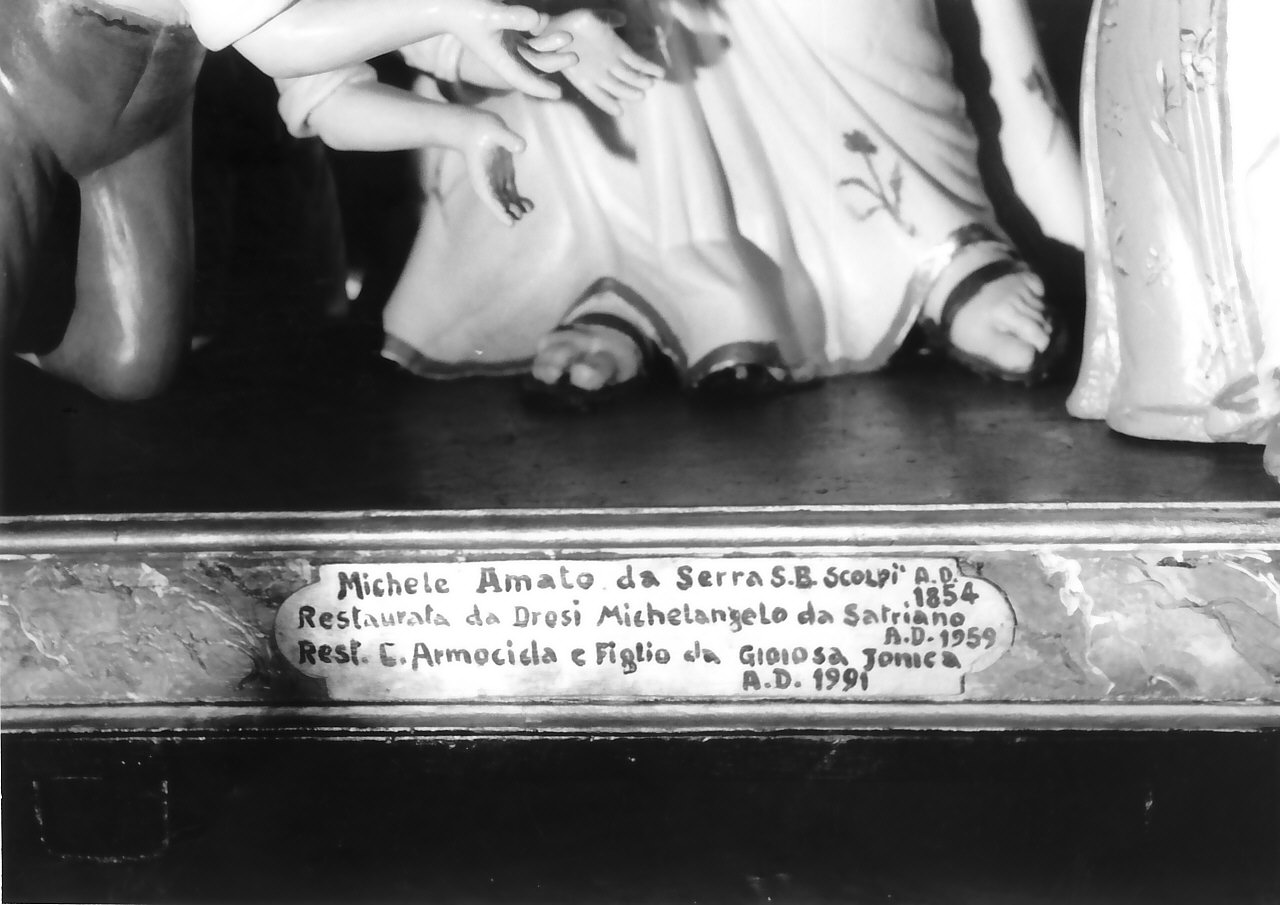 Madonna dei Poveri, Madonna con Bambino (statua, opera isolata) di Amato Michele (sec. XIX)