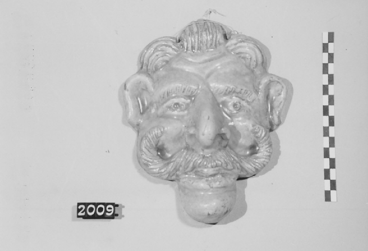 Volto maschile (maschera, ceramica) - produzione di Seminara (sec. XX seconda metà)