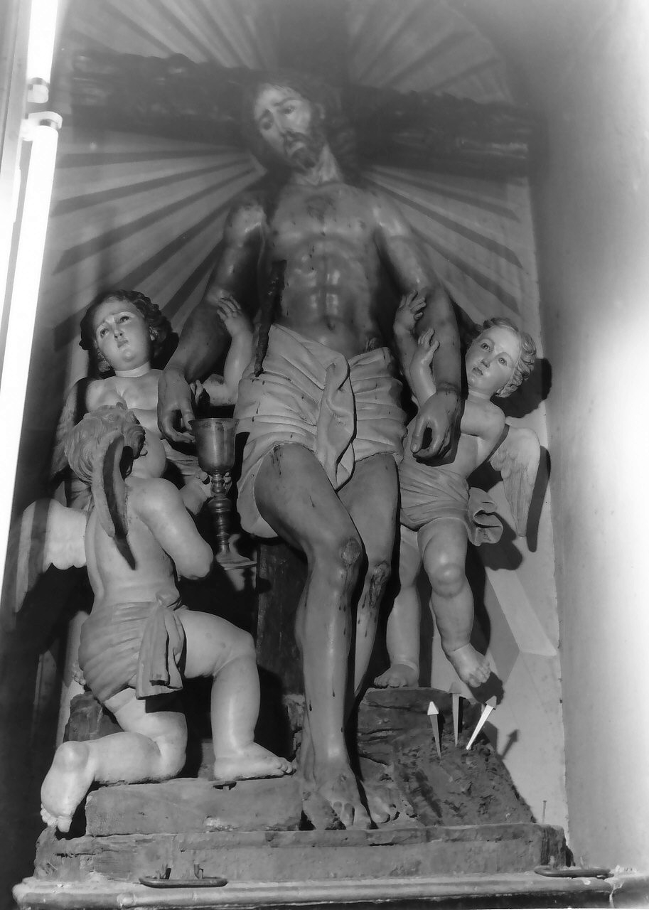 Cristo in pietà sorretto da angeli (statua, opera isolata) - bottega calabrese (sec. XVIII)