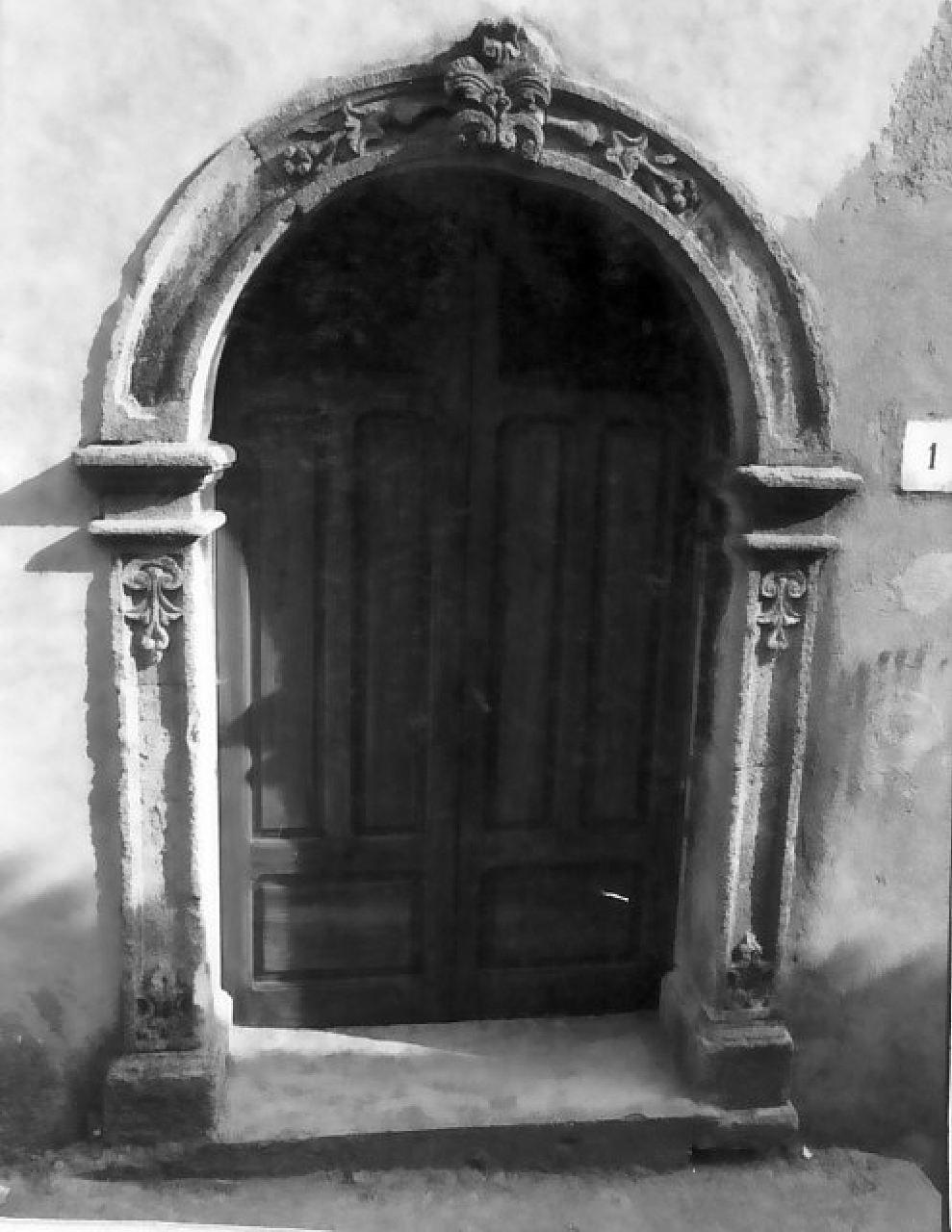 portale - ad arco - bottega calabrese (sec. XIX)