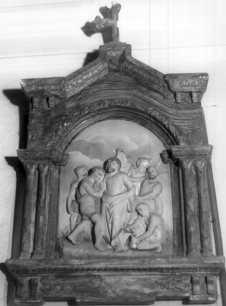 stazione X: Gesù spogliato e abbeverato di fiele (Via Crucis, elemento d'insieme) - bottega Italia meridionale (inizio sec. XX)