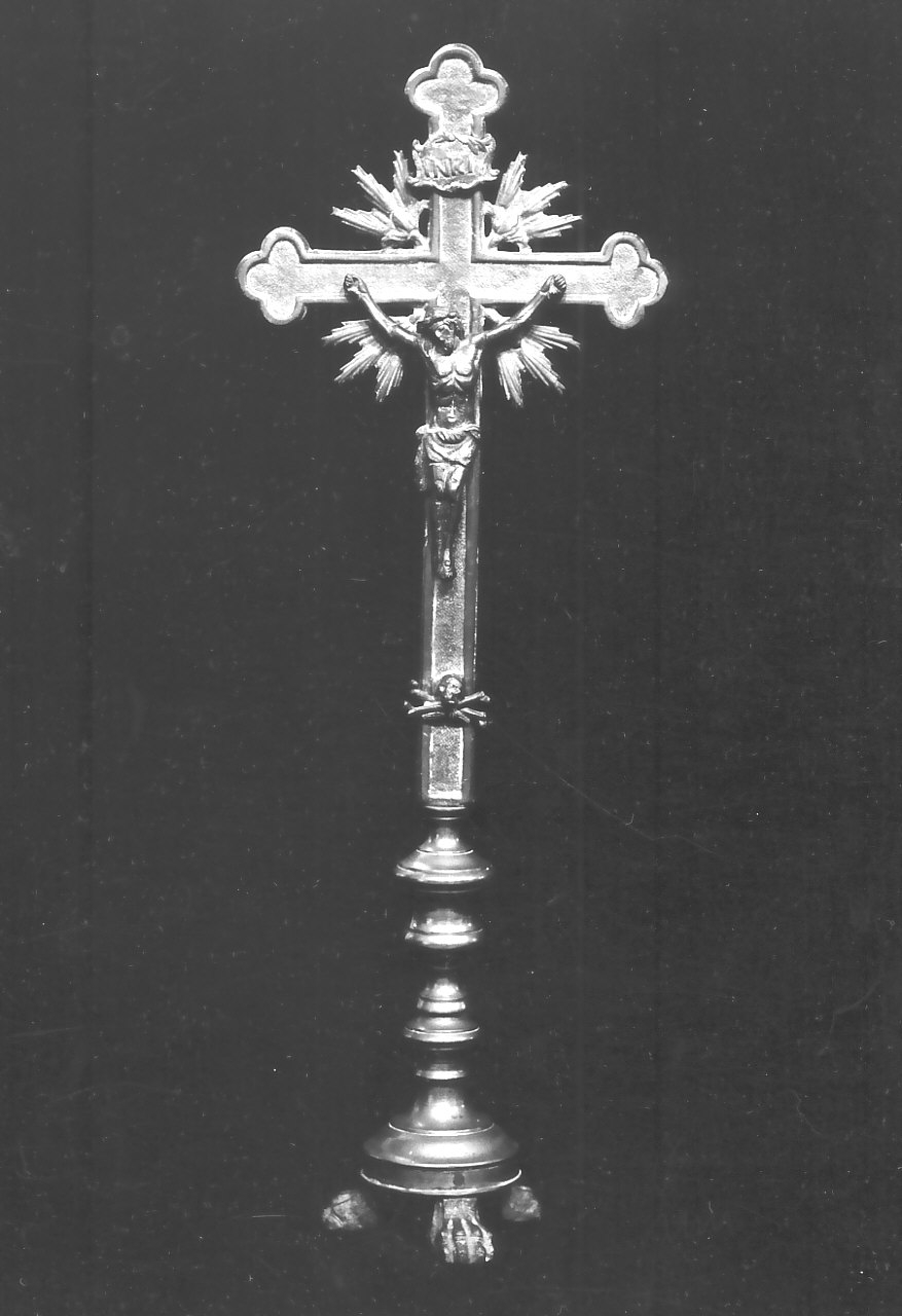 croce d'altare, opera isolata - bottega Italia meridionale (fine/inizio secc. XIX/ XX)