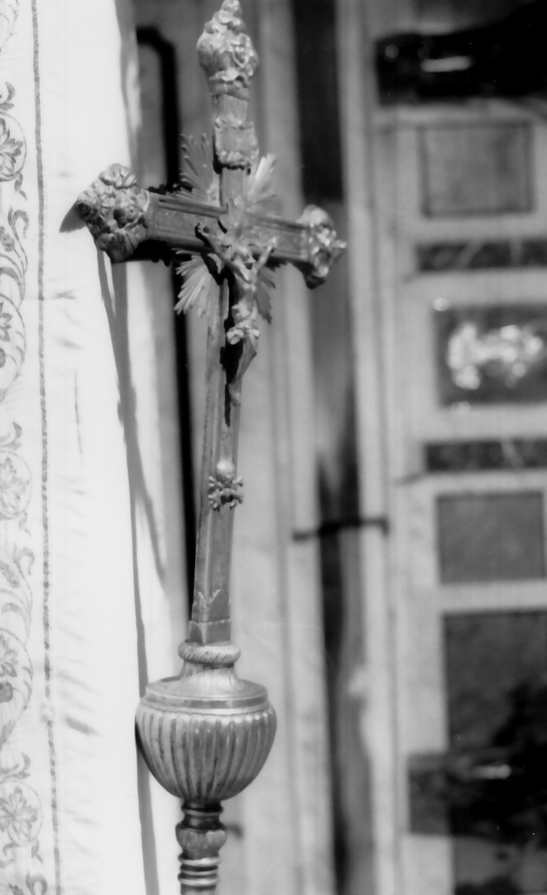 croce d'altare, opera isolata - bottega Italia meridionale (fine/inizio secc. XVIII/ XIX)