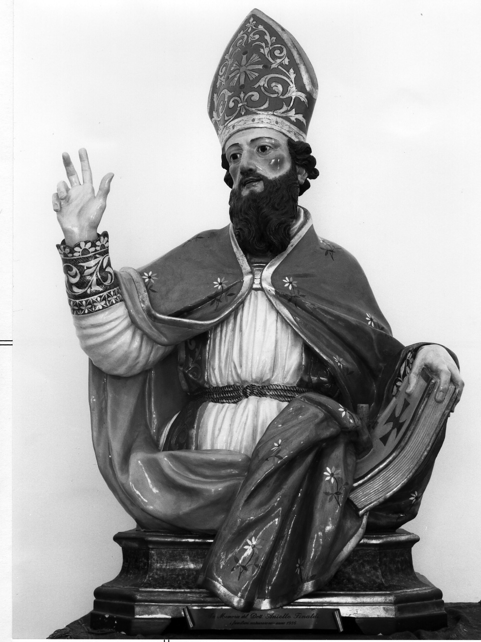Santo vescovo (scultura) - bottega napoletana (prima metà sec. XVIII)