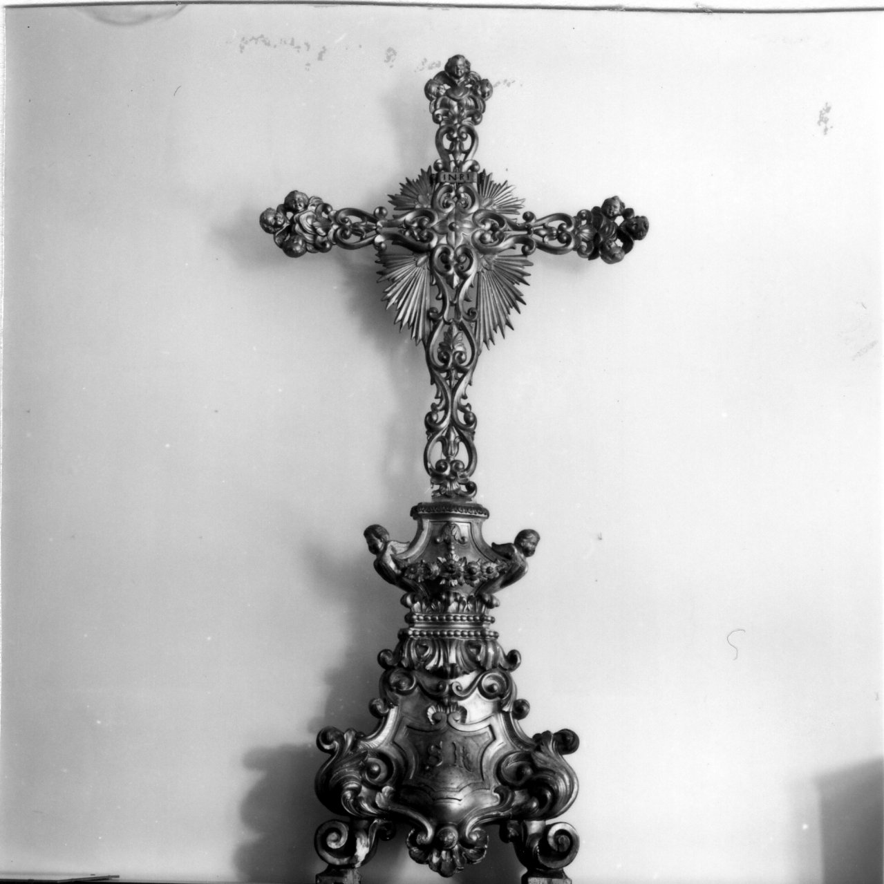croce d'altare - bottega napoletana (seconda metà sec. XIX)
