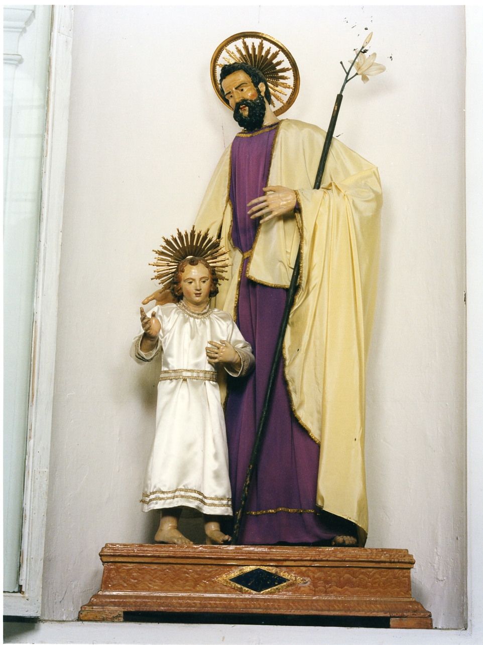 San Giuseppe e Gesù Bambino (gruppo scultoreo) - bottega napoletana (inizio sec. XIX)
