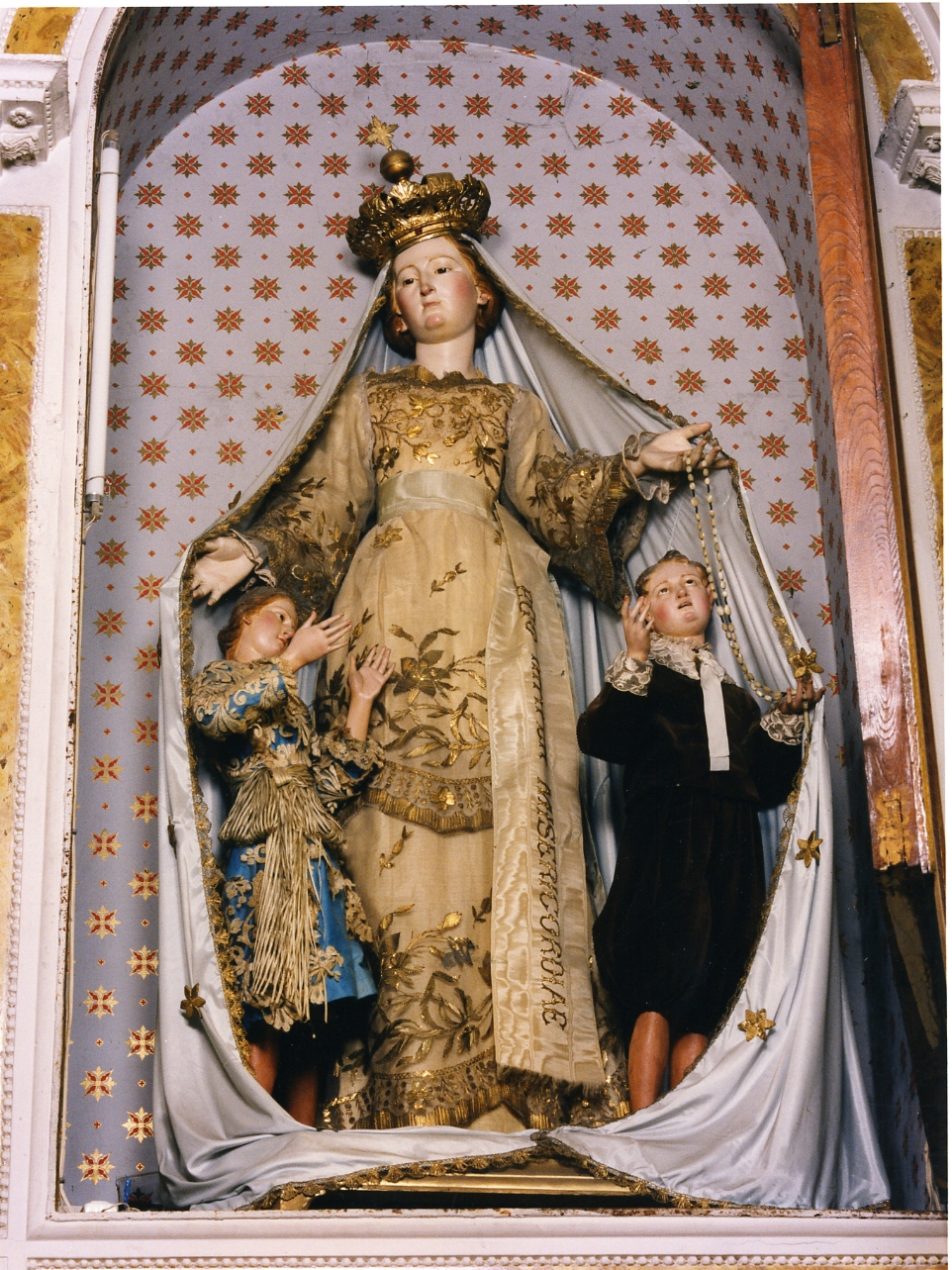Madonna della Misericordia (gruppo scultoreo) - bottega napoletana (inizio sec. XIX)