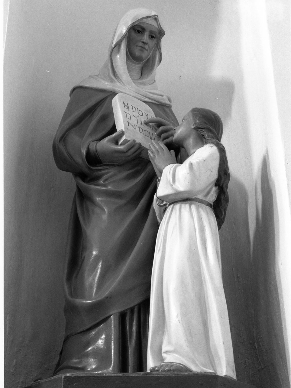 Maria Vergine bambina e Sant'Anna (gruppo scultoreo) - ambito napoletano (prima metà sec. XX)