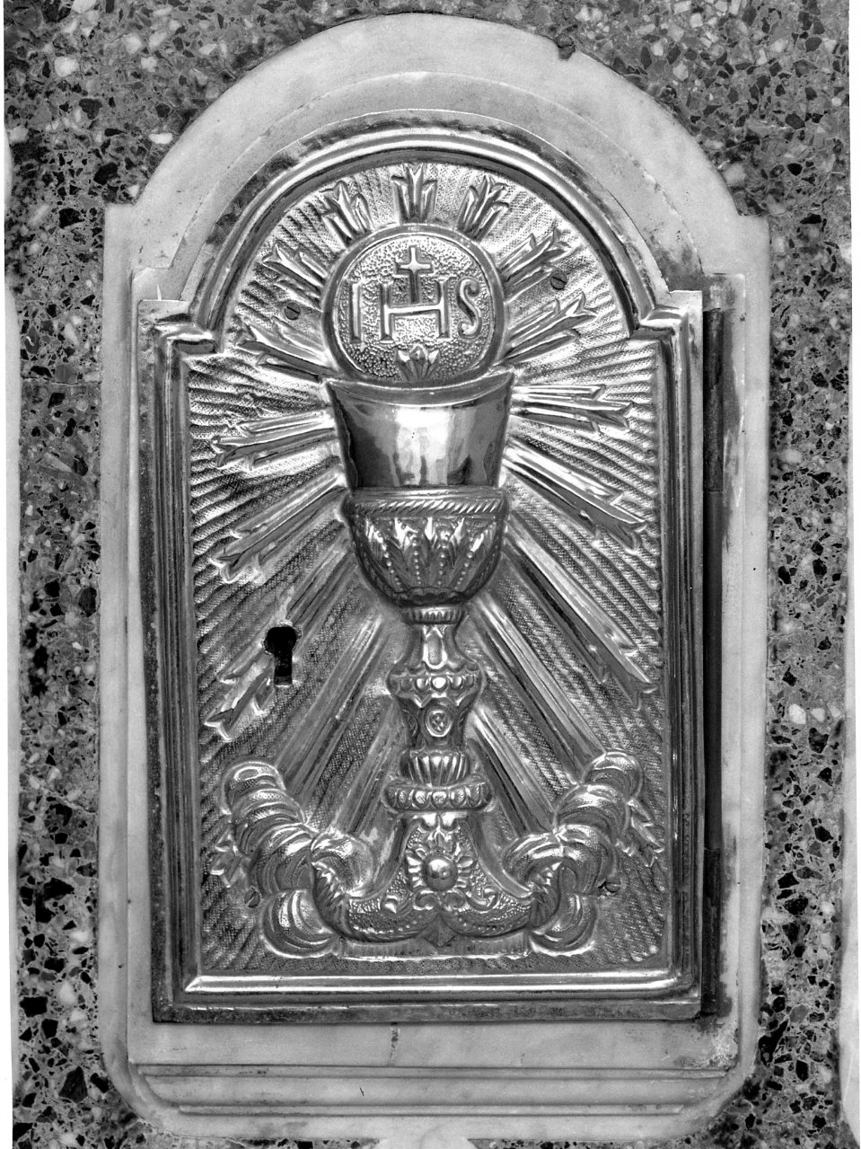calice eucaristico (sportello di tabernacolo) - bottega napoletana (ultimo quarto sec. XIX)