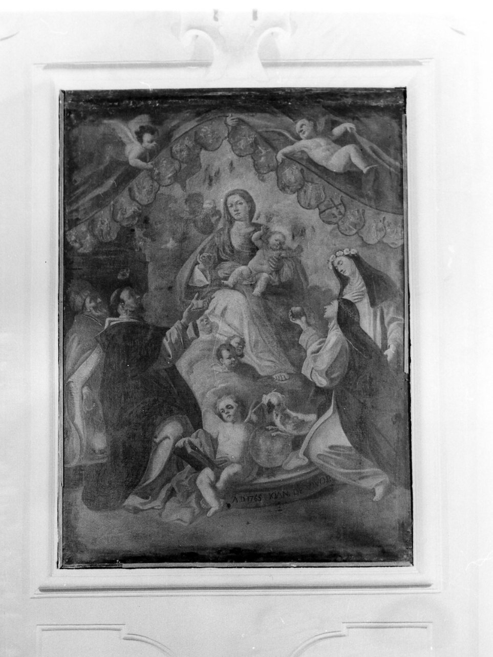 Madonna del Rosario con San Domenico e Santa Rosa da Lima (dipinto) di De Vivo Giovanni (sec. XVIII)