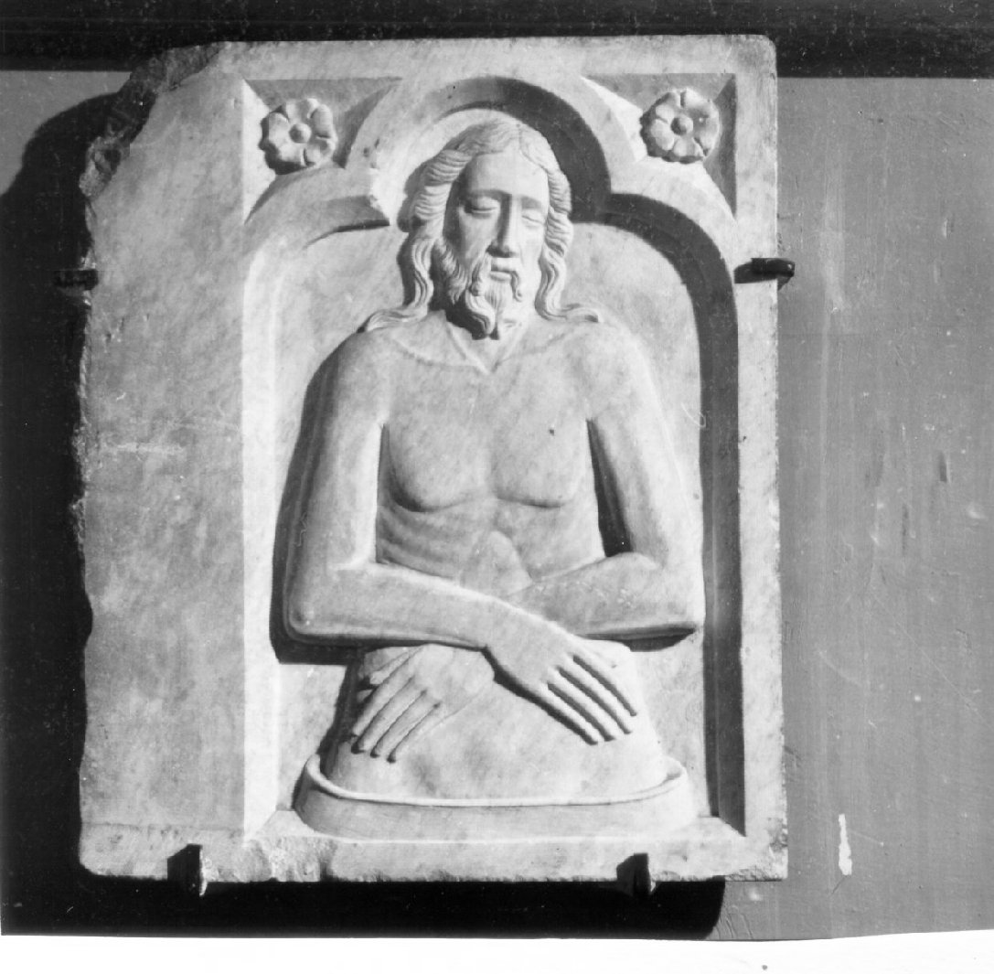 Ecce Homo (lapide tombale, frammento) - bottega napoletana (seconda metà sec. XIV)