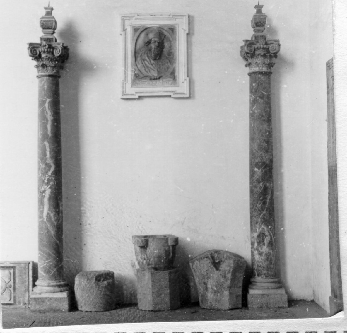 colonna, serie - bottega napoletana (metà sec. XVII)