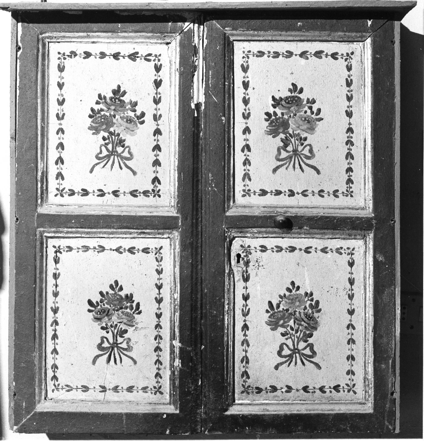 stipo - a muro, serie - bottega napoletana (seconda metà sec. XIX)