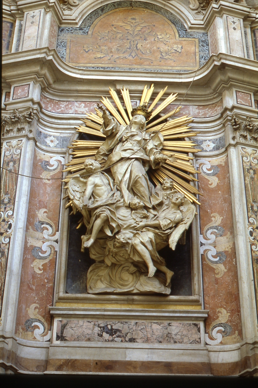 Madonna in gloria (statua) di Sacco Gaetano (fine sec. XVII)