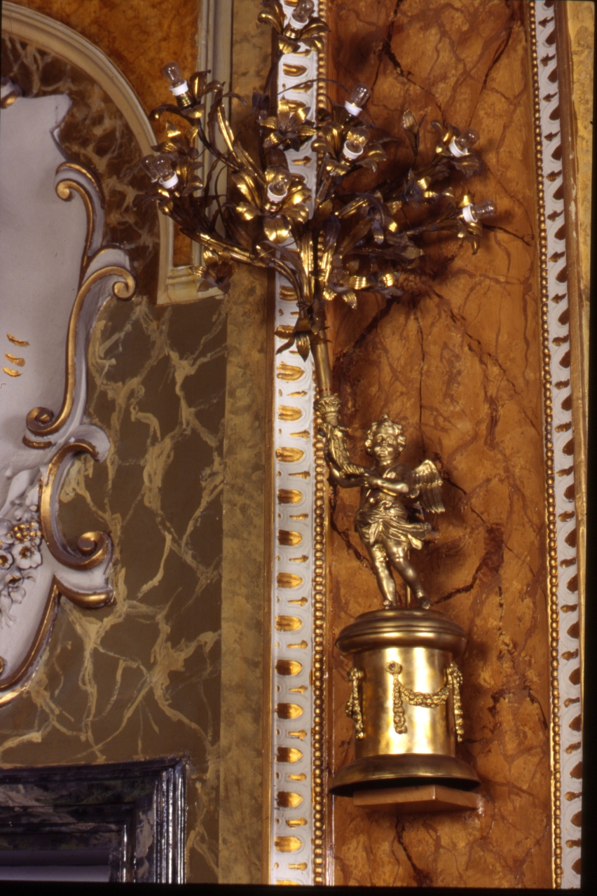 putto (lampada da chiesa, serie) - bottega napoletana (prima metà sec. XIX)