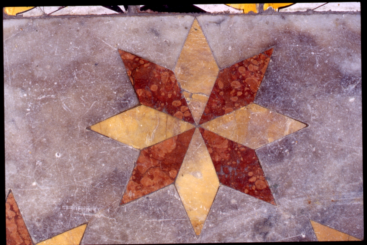 pavimento, frammento - bottega napoletana (seconda metà sec. XVIII)