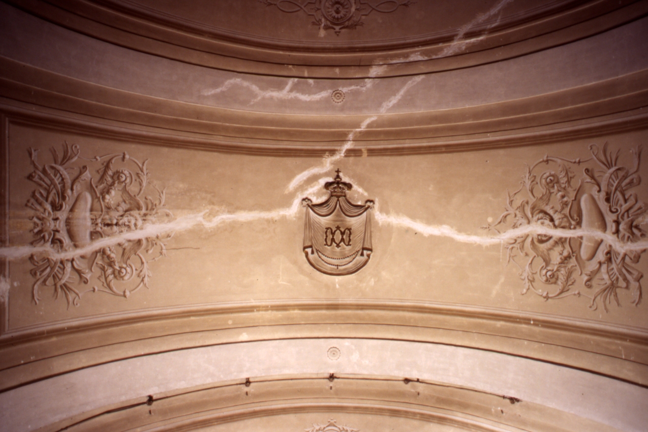 simboli mariani (decorazione plastico-pittorica) - ambito napoletano (metà sec. XIX)