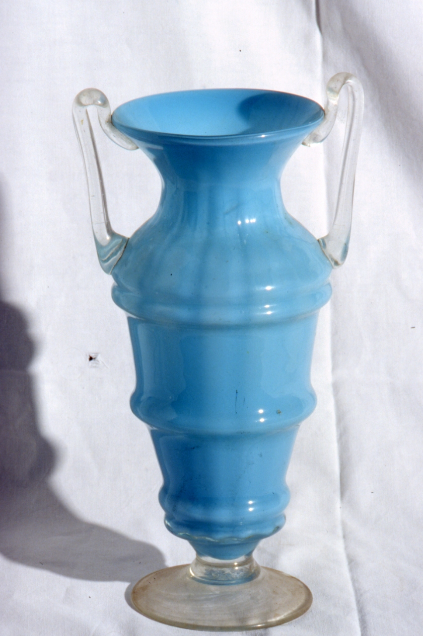 vaso, serie - bottega muranese (secondo quarto sec. XX)