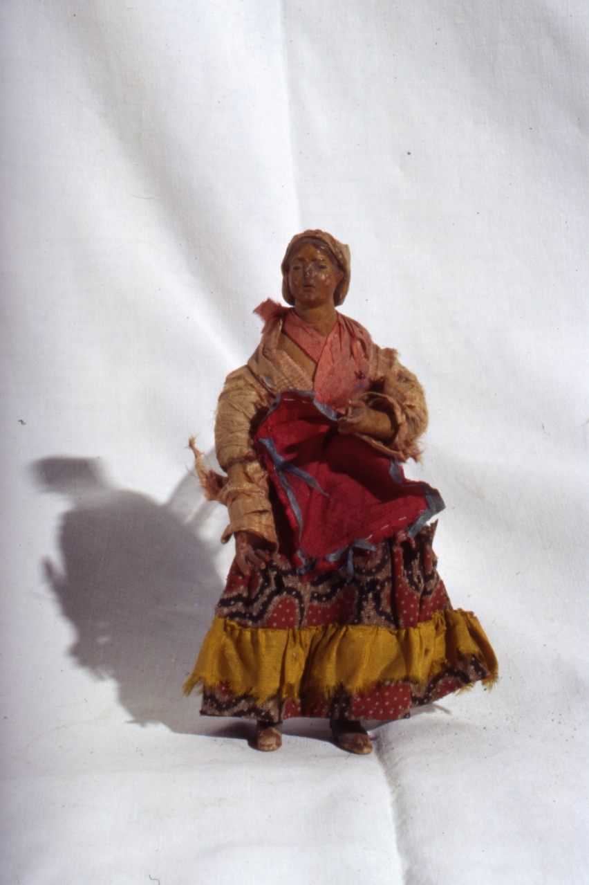figura di pastorella (statuetta di presepio, elemento d'insieme) - bottega napoletana (inizio sec. XIX)