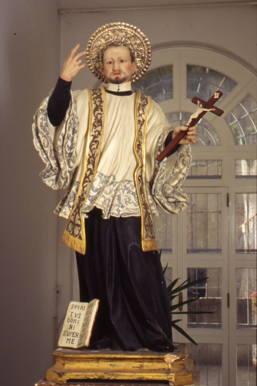 San Vincenzo dè Paoli (statua, elemento d'insieme) - bottega napoletana (fine sec. XIX)