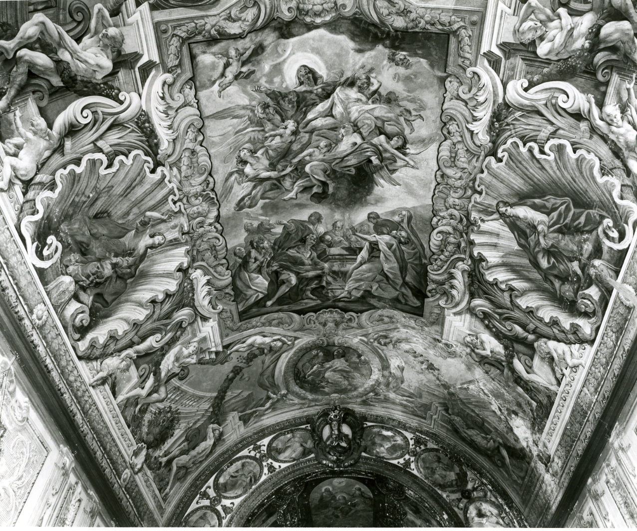Santa Maria Maddalena portata in cielo dagli angeli/ Allegorie (decorazione pittorica, complesso decorativo) di Beinaschi Giovan Battista (sec. XVII)