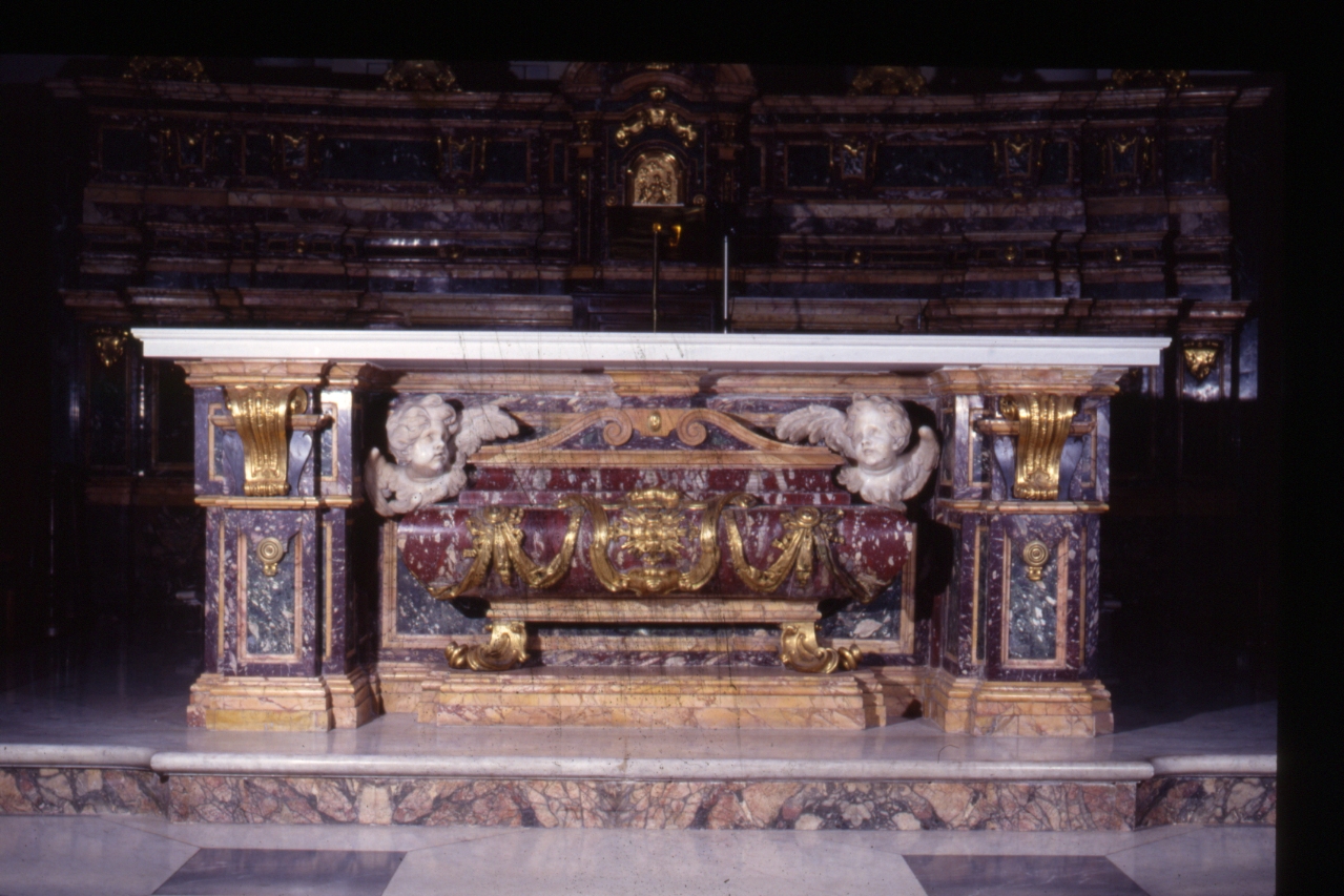 mensa d'altare, insieme di Gioffredo Mario, Di Lucca Gennaro, D'Adamo Carlo (sec. XVIII)