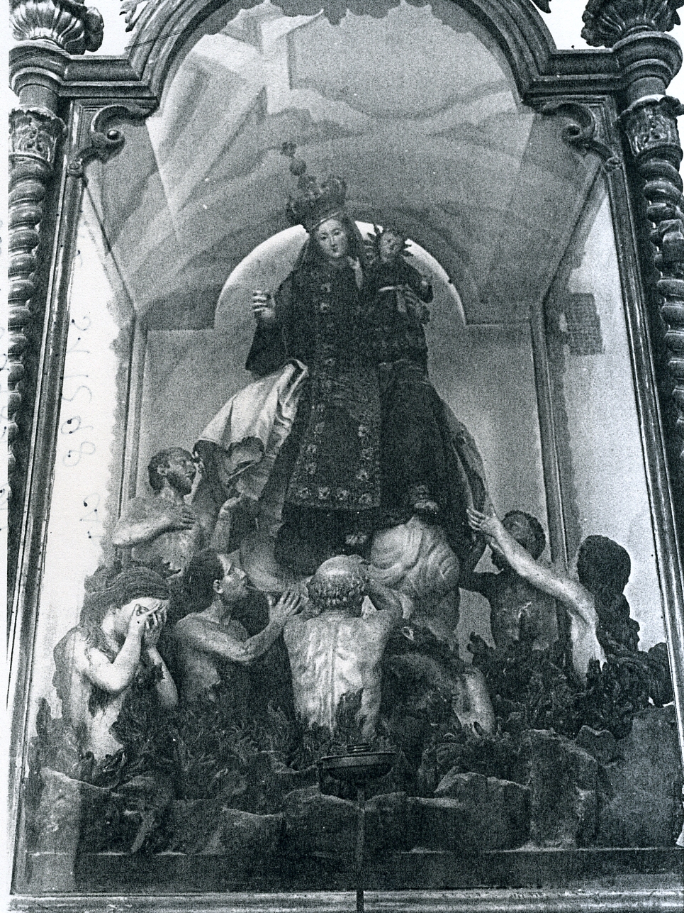 Statua Madonna della misericordia in legno dipinto