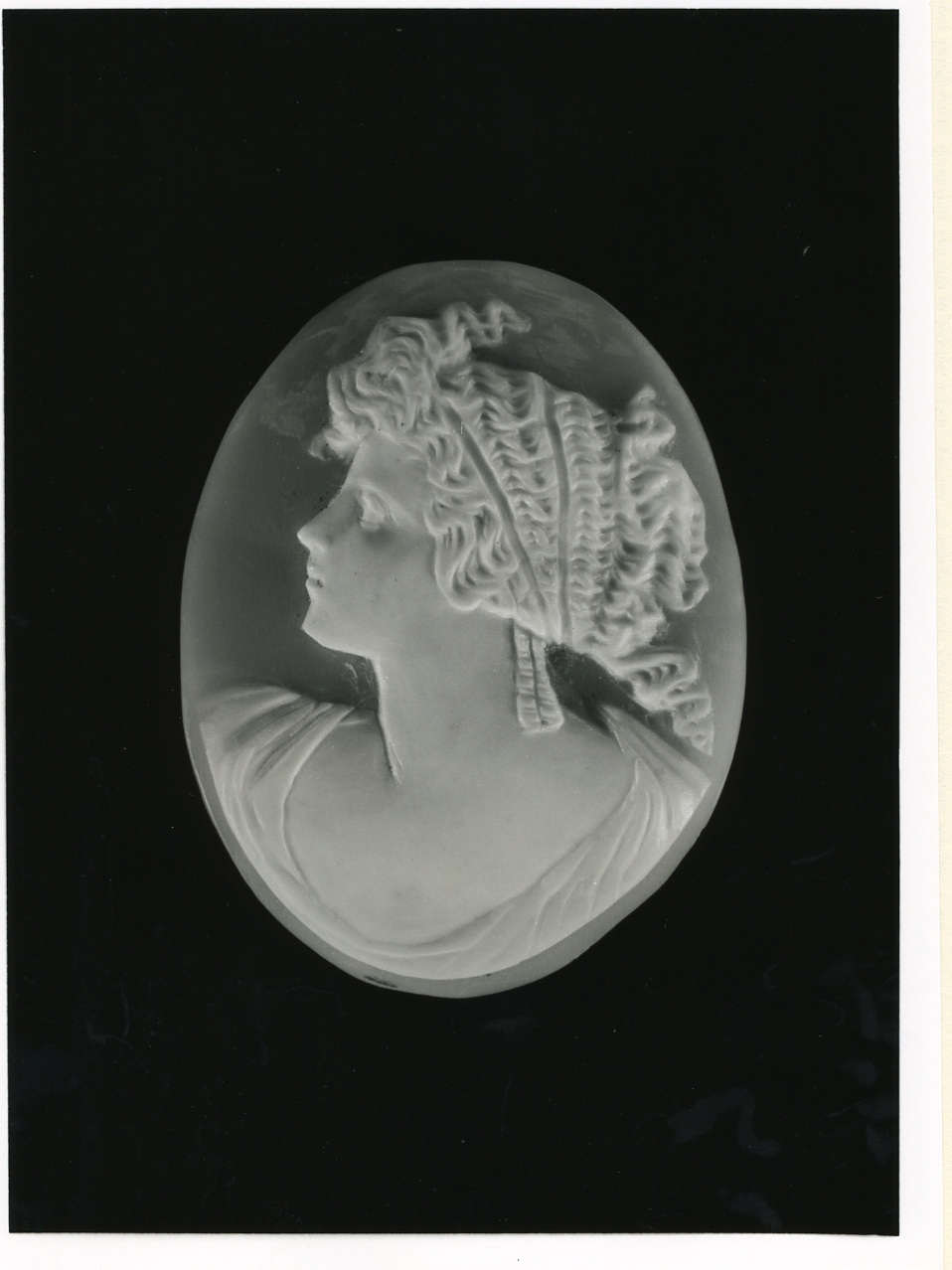 testa di donna (cammeo) - manifattura napoletana (inizio sec. XX)